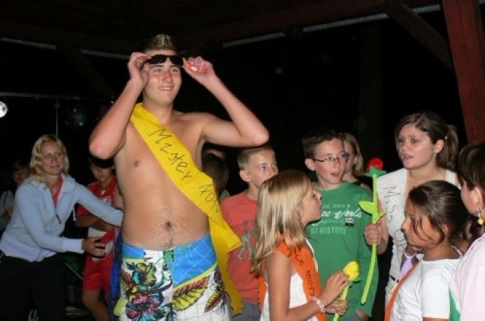 garczyn_0937_20090902_1572234654