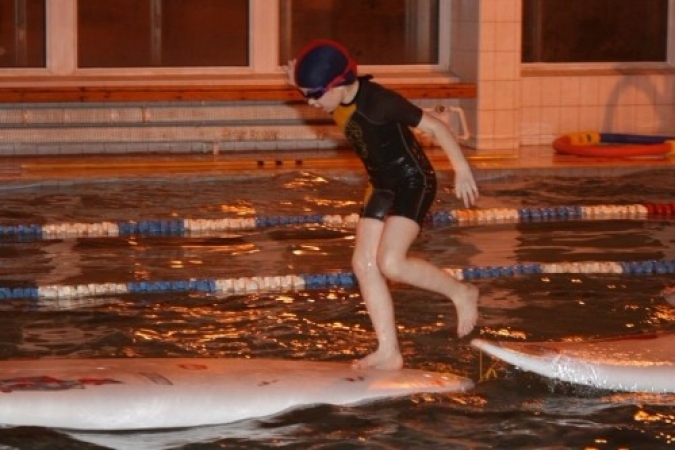 1112086_20081212_1623658735