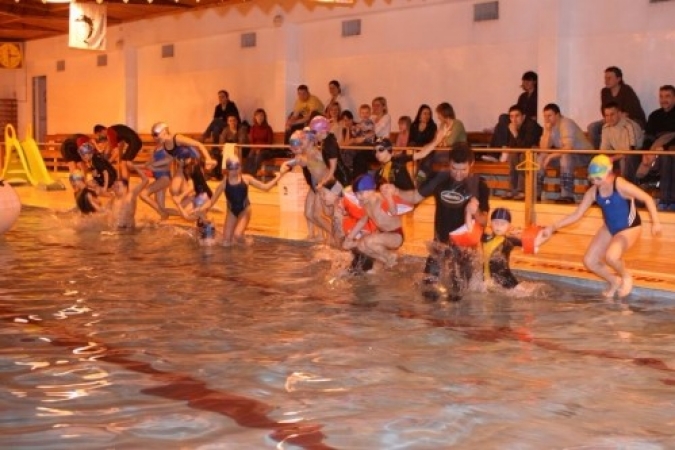 1212081_20081212_1591894521