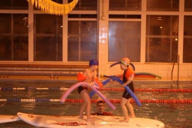 1212084_20081212_1603527438