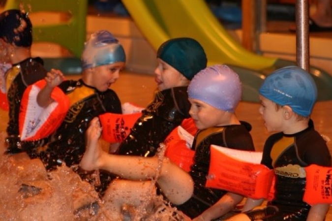 03100811_20081104_1380229920