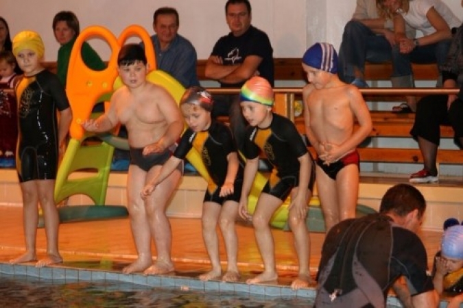 0310081_20081104_1602880893