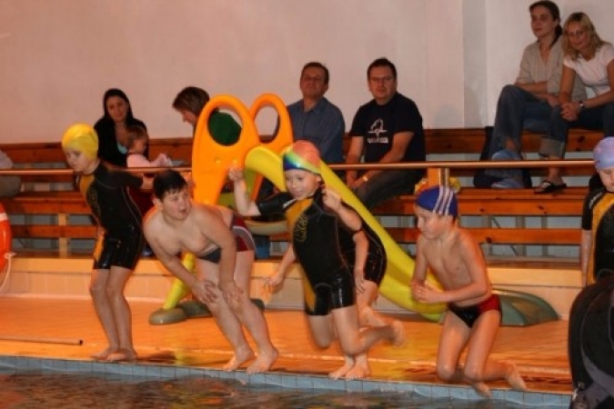 0310082_20081104_1392055646