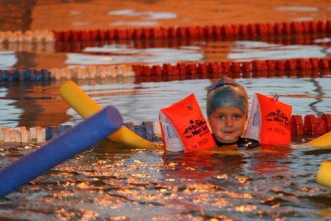 0310088_20081104_1972003123