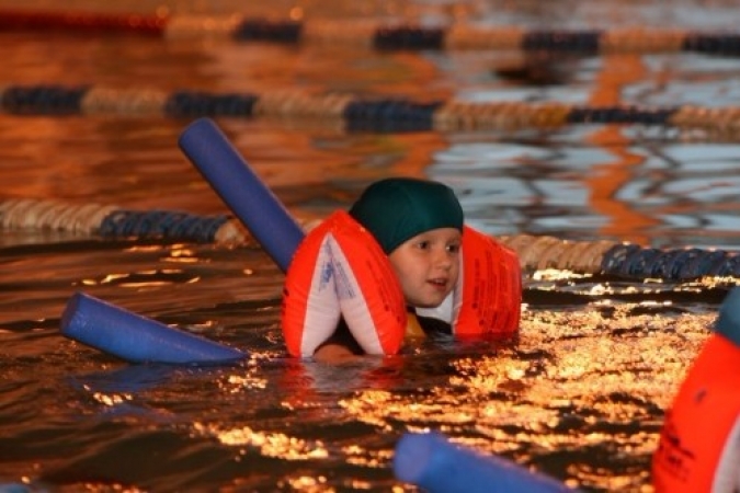 0310089_20081104_1540936171