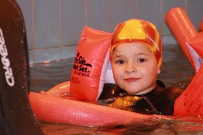 0910082_20081104_1842601689