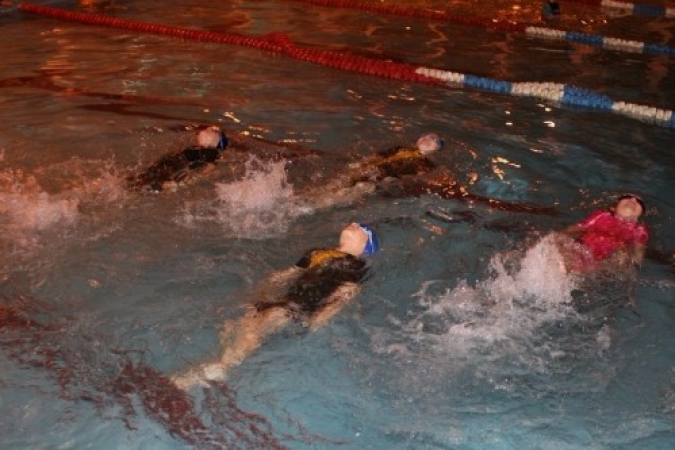 16100813_20081104_1745621511