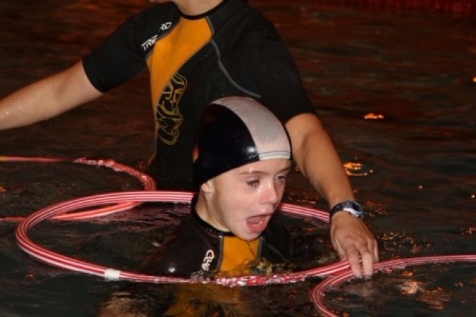 16100818_20081104_1815074753