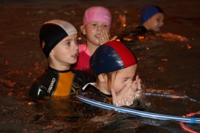 16100819_20081104_1418750147