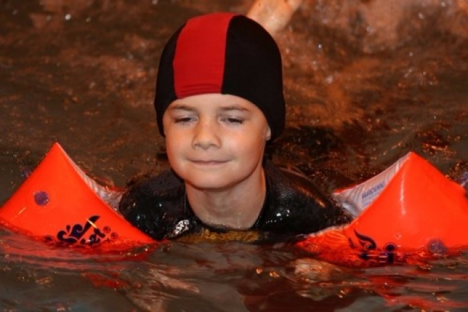 1610084_20081104_1544085322