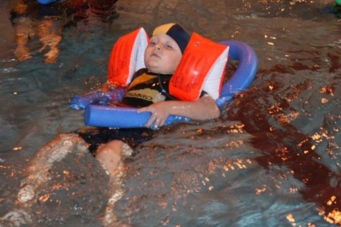 26090810_20081104_1376180591