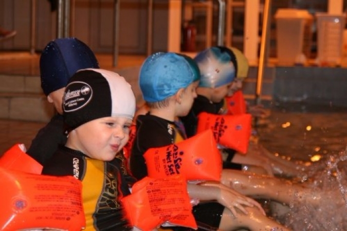 26090815_20081104_1331936125