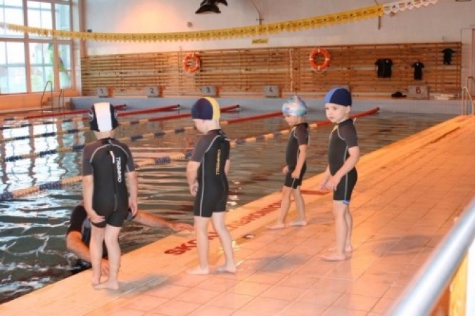 2609083_20081104_1375146891